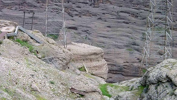 Stabilization of Rock PC2 – Dez Dam